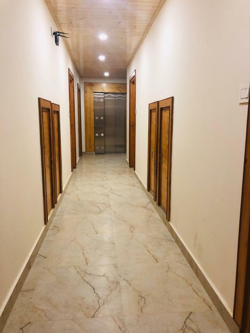 Pashmina Hotel Manali  Bagian luar foto