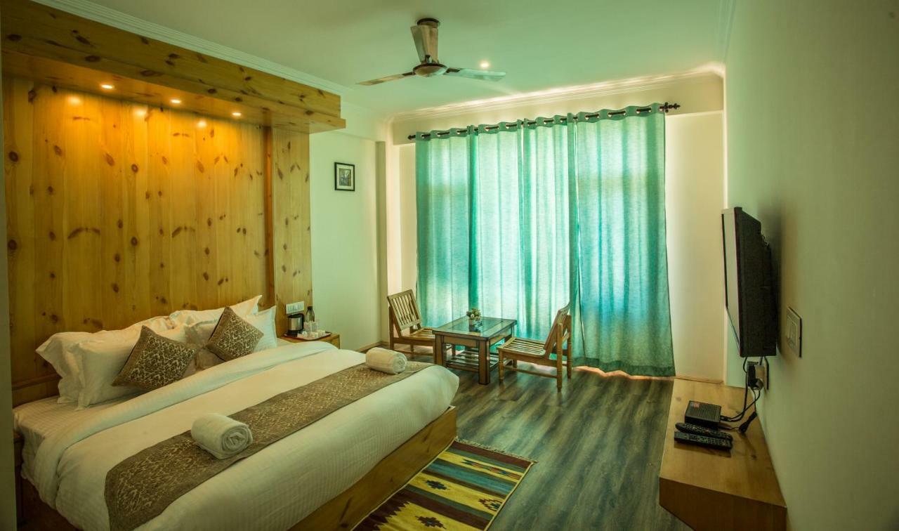 Pashmina Hotel Manali  Bagian luar foto